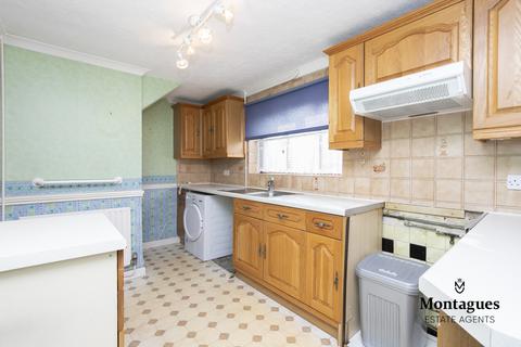 71 Beaconfield Road, Epping, CM16 5AS