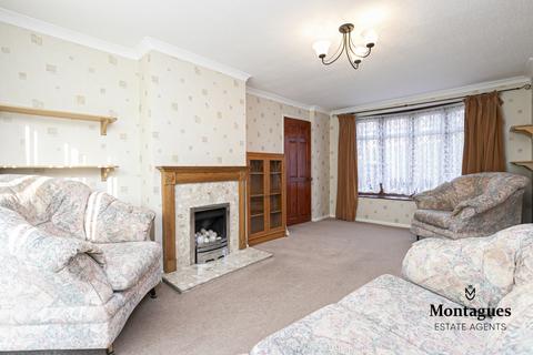 71 Beaconfield Road, Epping, CM16 5AS