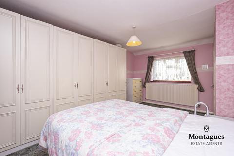 71 Beaconfield Road, Epping, CM16 5AS