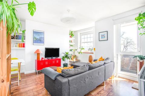 90d Mount Pleasant Lane, London, E5 9EN