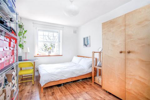 90d Mount Pleasant Lane, London, E5 9EN
