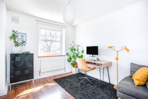 90d Mount Pleasant Lane, London, E5 9EN