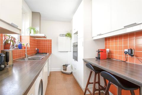 90d Mount Pleasant Lane, London, E5 9EN