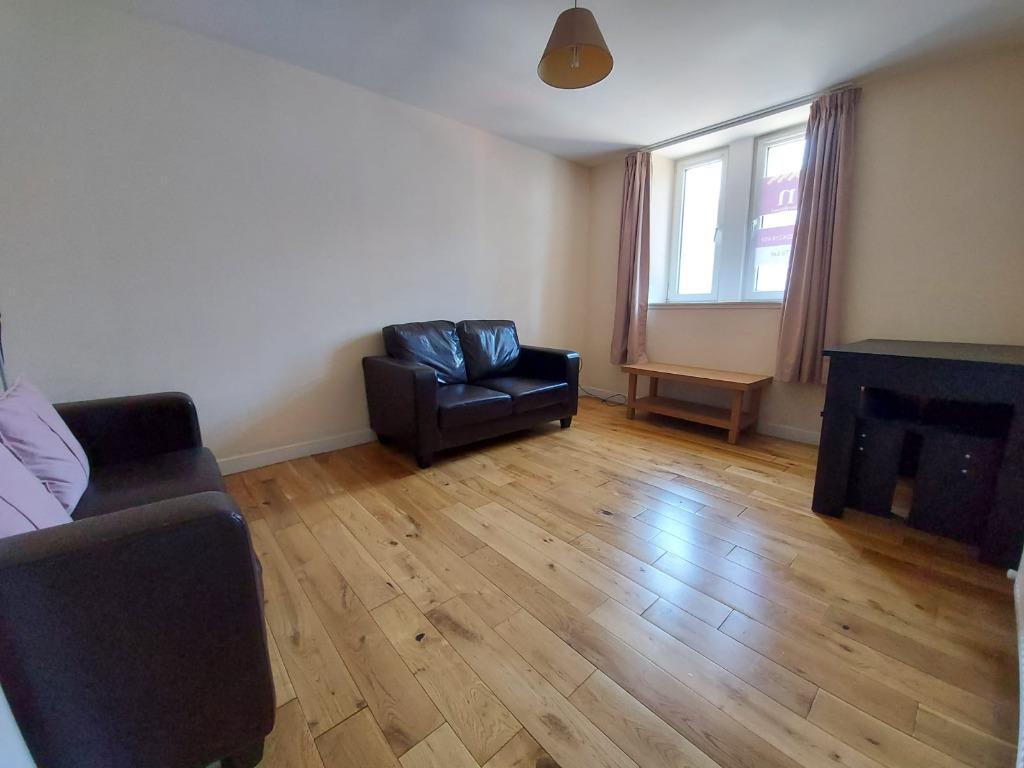 Palmerston Road, The City Centre, Aberdeen, AB11 2 bed flat - £625 pcm ...