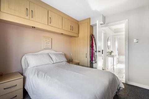 10 Harleyford, Bromley, BR1 3HW
