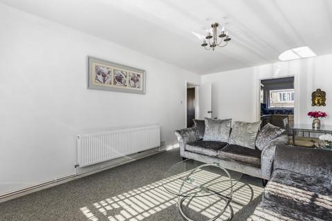 10 Harleyford, Bromley, BR1 3HW