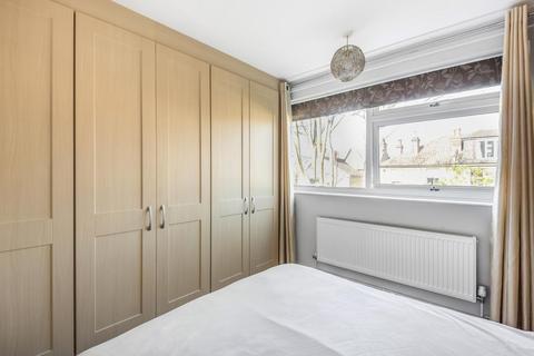 10 Harleyford, Bromley, BR1 3HW