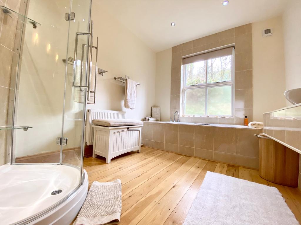 Four piece bathroom