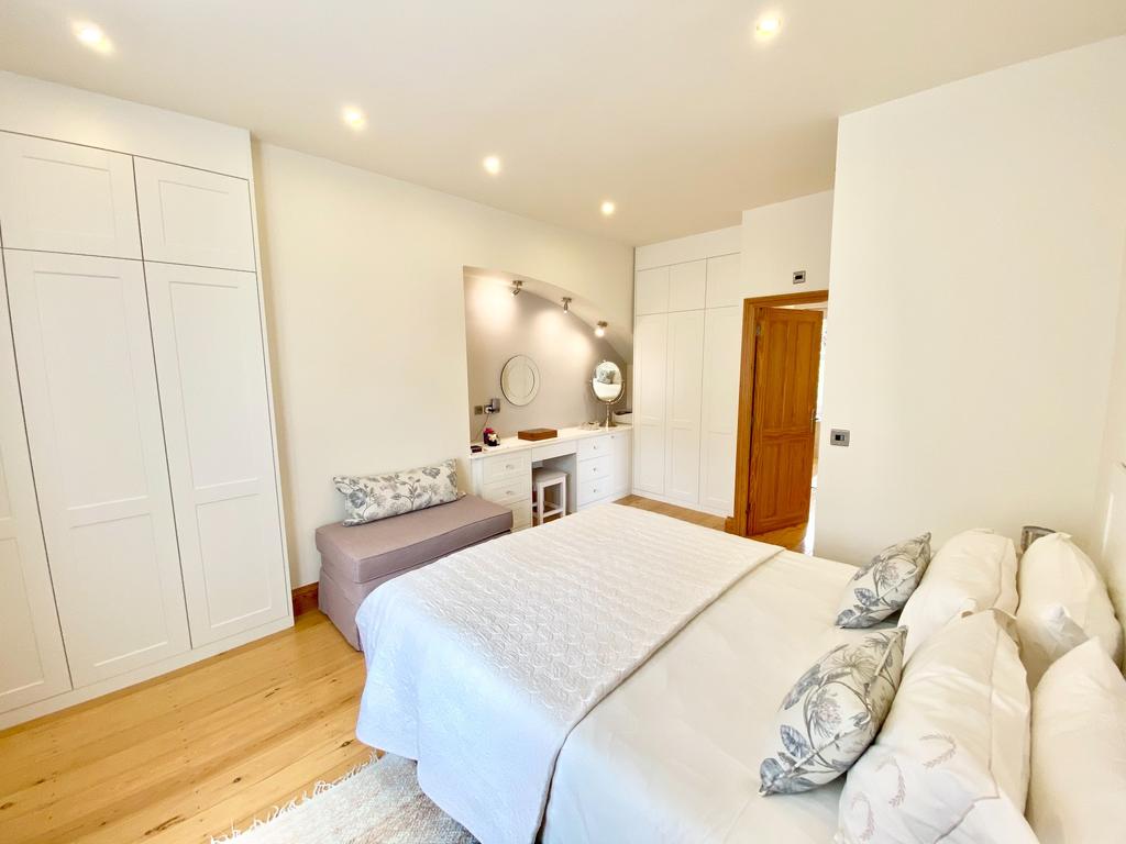 Principal bedroom
