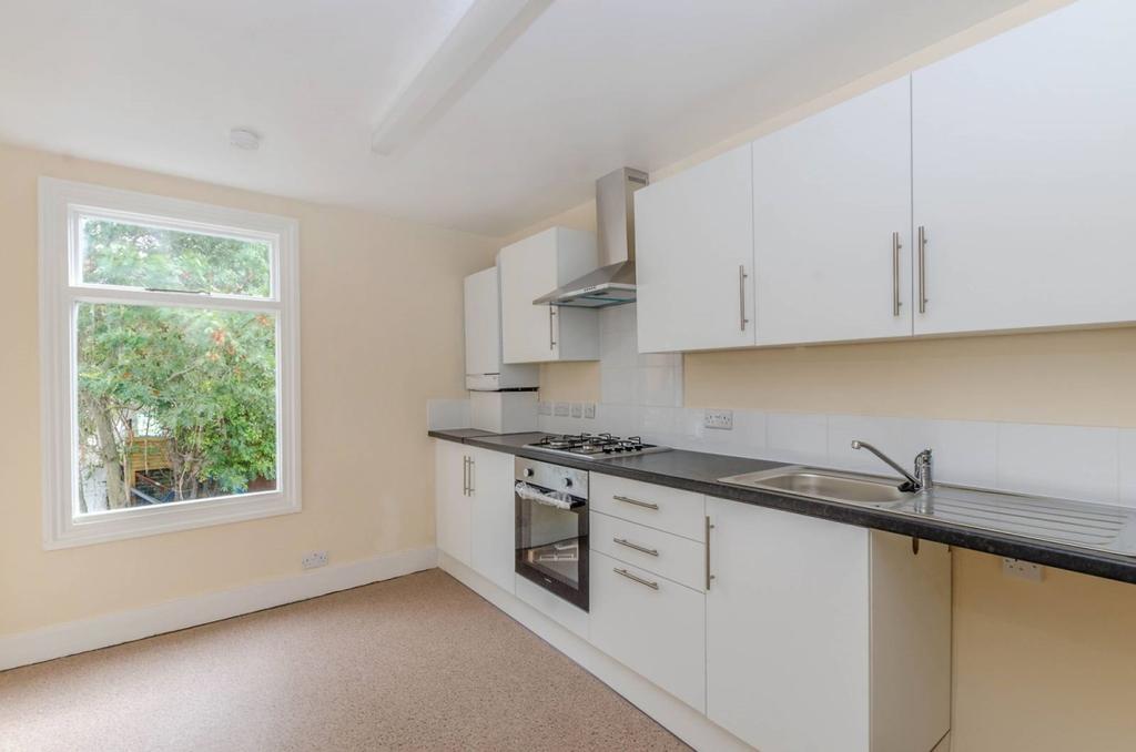 Suffield Road London N15 1 bed apartment - £1,150 pcm (£265 pw)