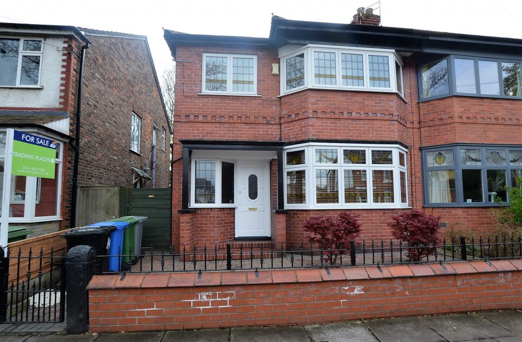 Grange Avenue, Stretford, M32 4 bed semidetached house £350,000