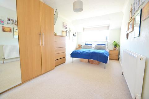22 Crane Drive, Verwood, BH31 6QB