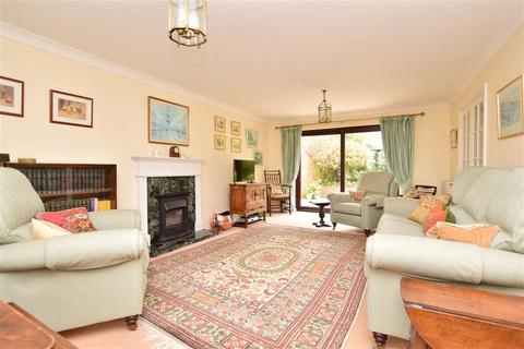 5 Pennington Close, Westbere, Canterbury, CT2 0HL