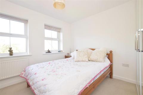 32 Bridger Close, Felpham, Bognor Regis, PO22 8FT