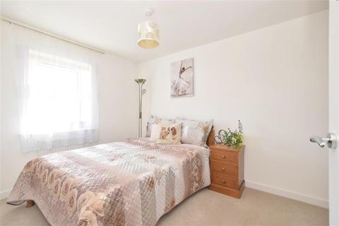 32 Bridger Close, Felpham, Bognor Regis, PO22 8FT