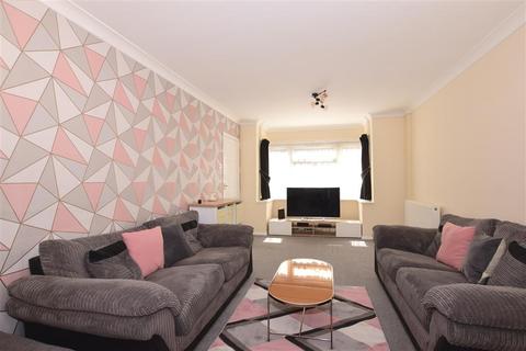 28 Leander Drive, Gravesend, DA12 4NE