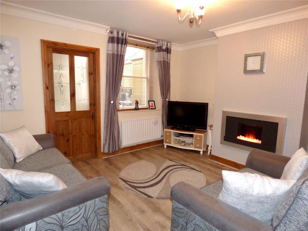 Ennerdale Road, Cleator Moor... 2 bed terraced house £75,000