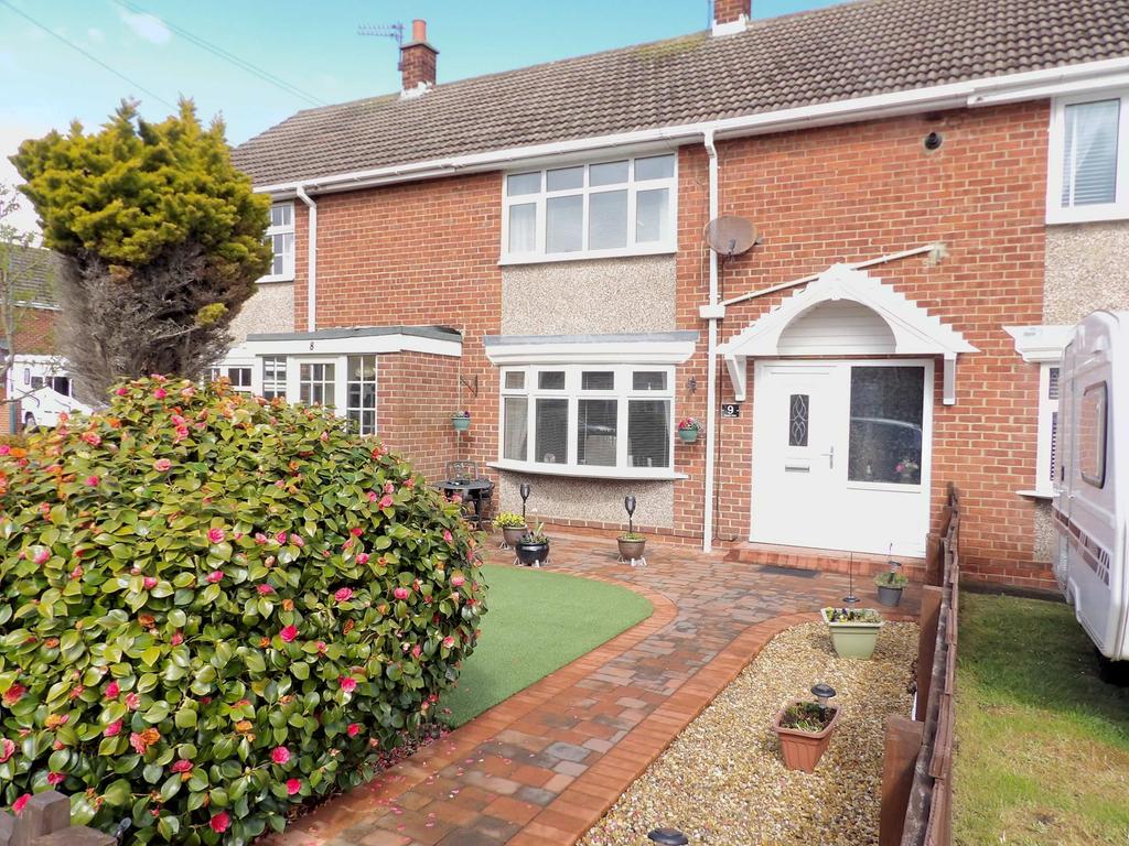 Souter View, Whitburn, Sunderland, Tyne and Wear, SR6 7HU 2 bed semi