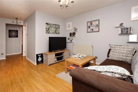 1 bedroom maisonette to rent - Mortimer Close, Bushey, Herts, WD23