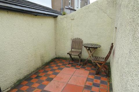 8 Albert Street, Workington, CA14 2QH