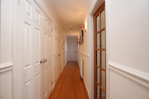 undefined, East Bridge Street, Falkirk, FK1