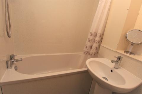 undefined, Rosebank Avenue, Falkirk, FK1
