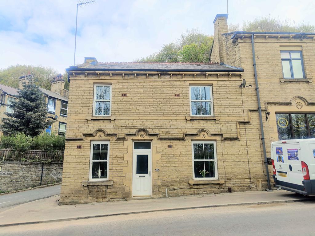 100 Elland Road, Brookfoot, Brighouse HD6 2QR 2 bed end of terrace