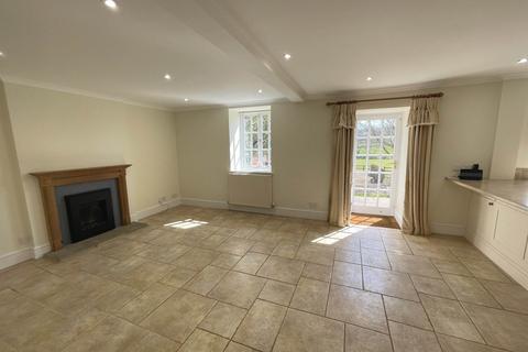 2 bedroom semi-detached house to rent, The Cottage, Holywell Farm, Wigginton