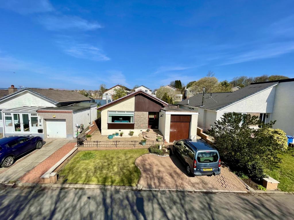 35 Glebelands Way, Beith 3 bed detached bungalow £205,000