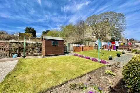 4 Avils Place, Kilbirnie, KA25 6BL