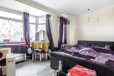 56 Parkfield Crescent, Feltham, TW13 7LD
