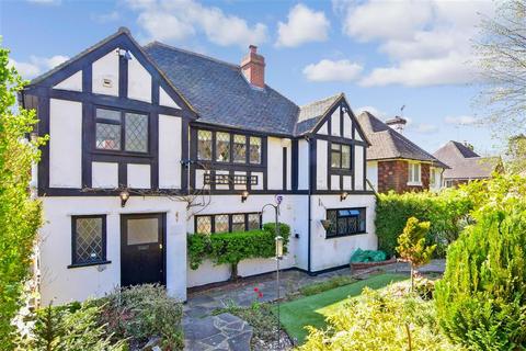 29 Manor Way, Purley, CR8 3BL