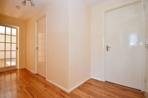 2 bedroom flat to rent, Hagger Court, Woodlands Road, Walthamstow, London. E17 3LE