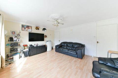 3 Rivington Walk, London, E8 4JT