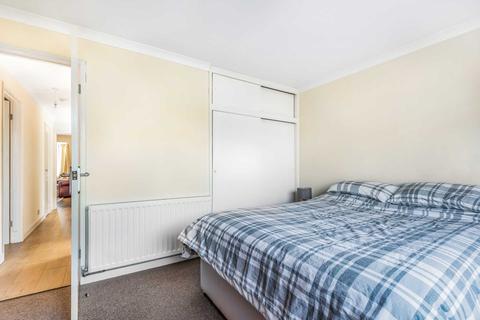 17 Burnards Field Road, Colyton, EX24 6PE