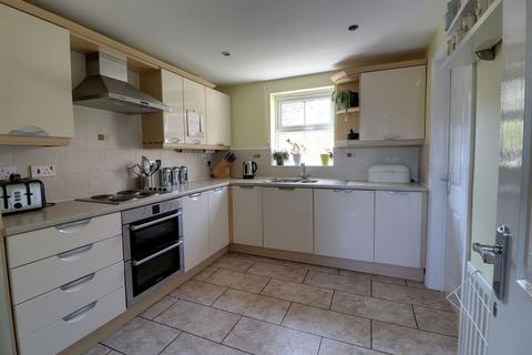 4 Beck Way, East Ardsley, Wakefield, WF3 2NA