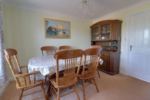 4 Beck Way, East Ardsley, Wakefield, WF3 2NA