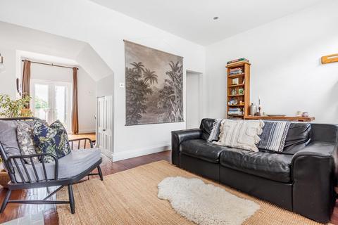 32 Albany Road, Chislehurst, BR7 6BG