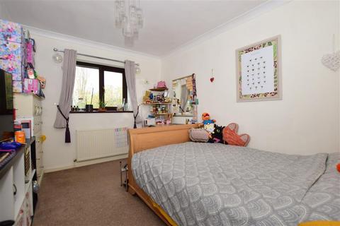 2 Bridleway Gardens, Broadstairs, CT10 2LG