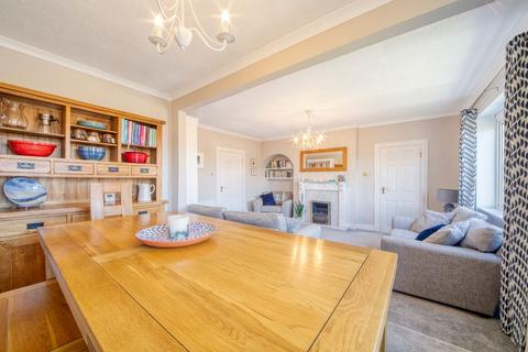 25 Bencroft Drive, Glasgow, G44 5RH