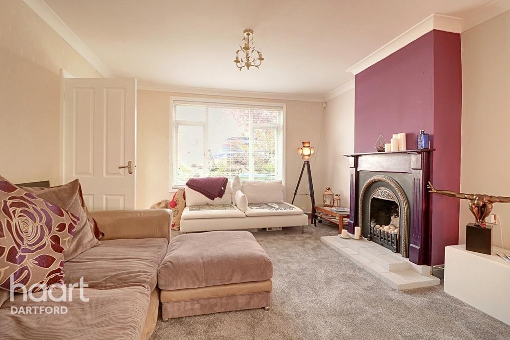 Chipstead Road, Erith 3 bed semidetached house £375,000