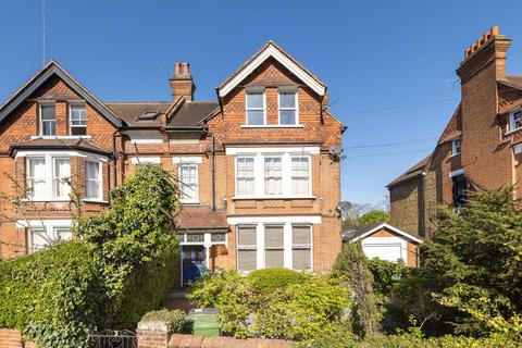 Flat 3, 3 Grasmere Road, London, SW16 2DA