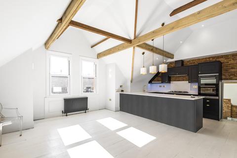 Flat 3, 3 Grasmere Road, London, SW16 2DA