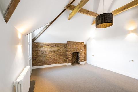 Flat 3, 3 Grasmere Road, London, SW16 2DA