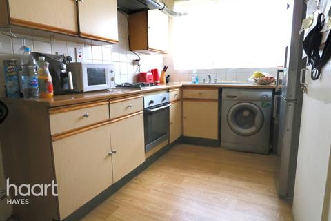 155 Woolacombe Way, Hayes, UB3 4EY