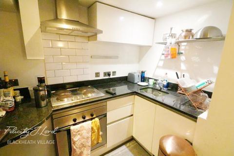 Flat E, 360 Lee High Road, London, SE12 8RS