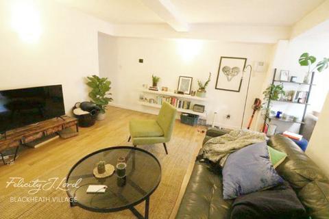 Flat E, 360 Lee High Road, London, SE12 8RS
