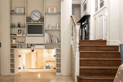 19 Montholme Road, London, SW11 6HX