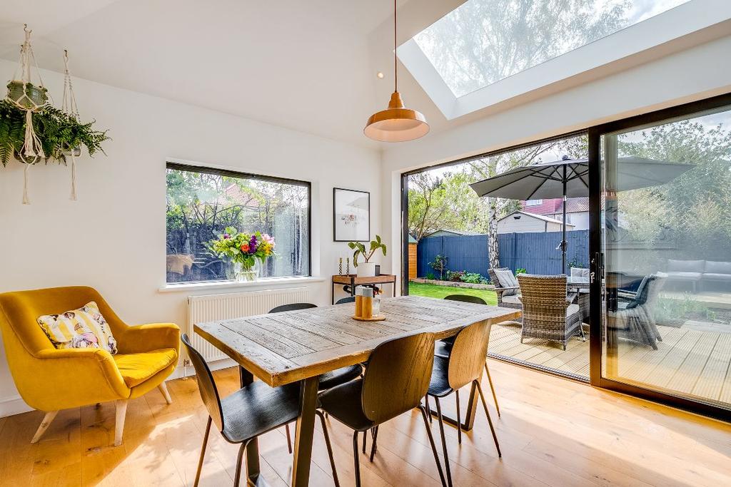 Nowell Road, Barnes, SW13 3 bed end of terrace house £1,015,000