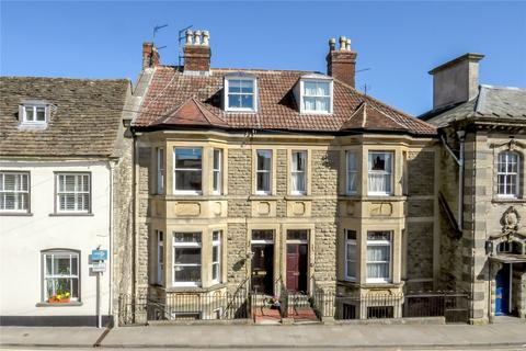 18 Cross Hayes, Malmesbury, SN16 9BG